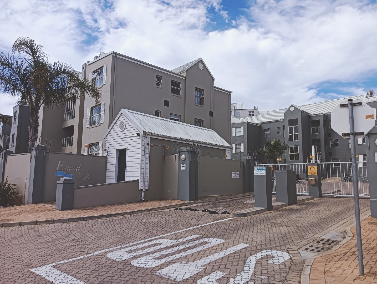 To Let 3 Bedroom Property for Rent in Diaz Beach Western Cape